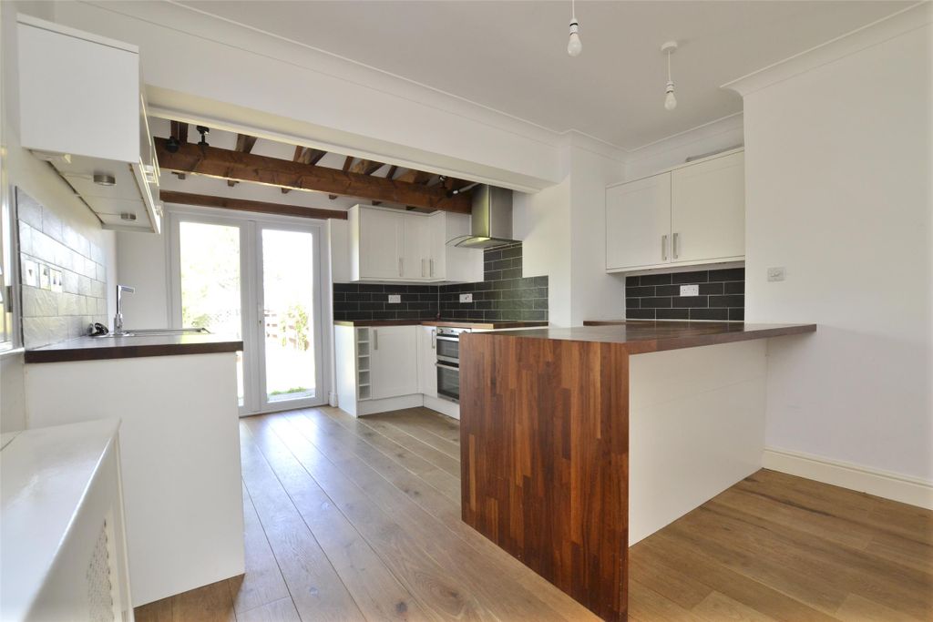 Property photo 2 of 11 Kitchen/Diner