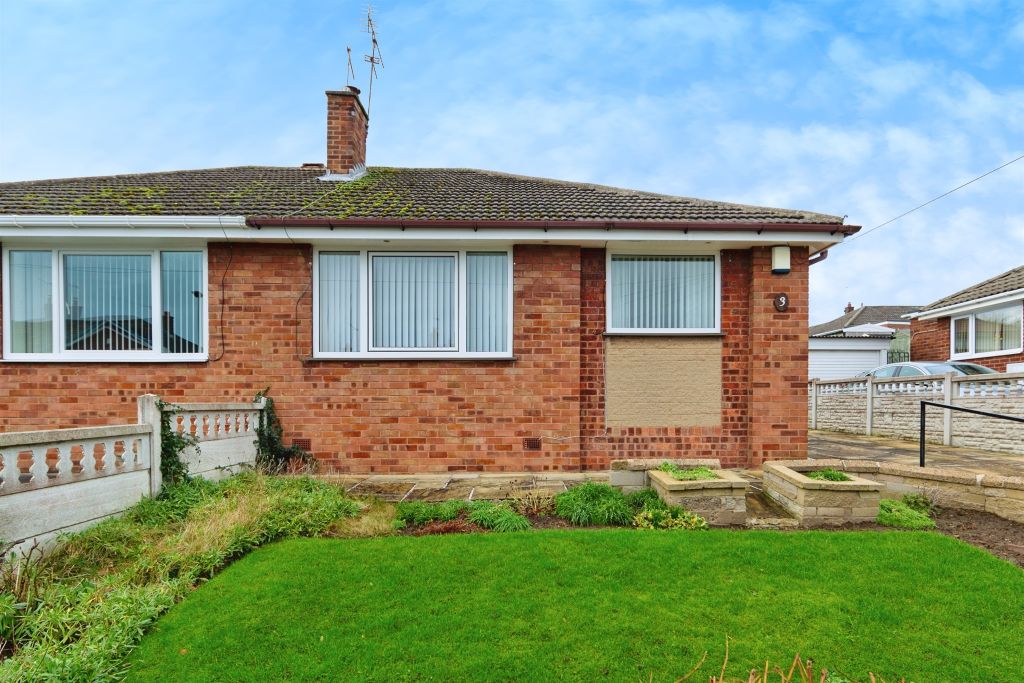 Property photo 1 of 17