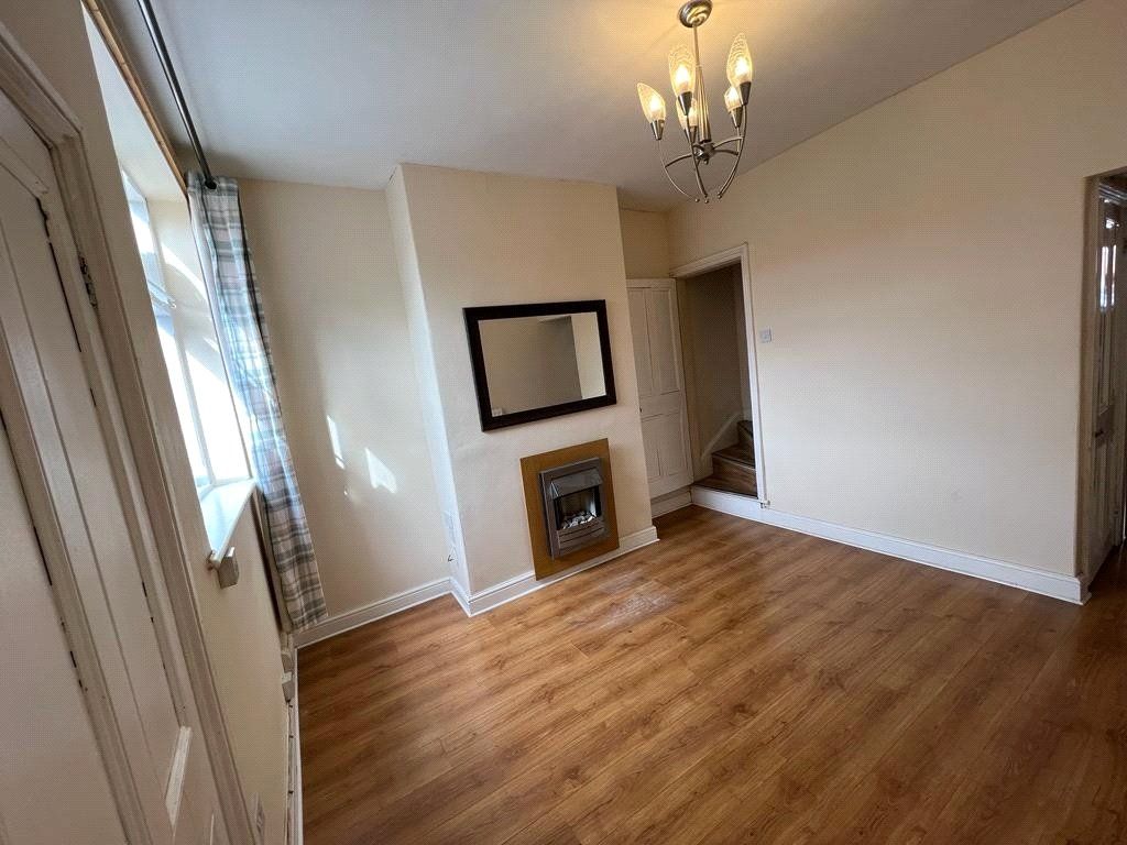 Property photo 2 of 8 Picture No. 01