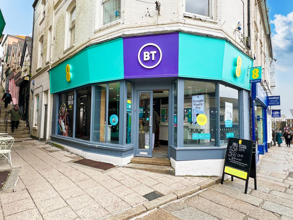 Property photo 2 of 6 Photo 3