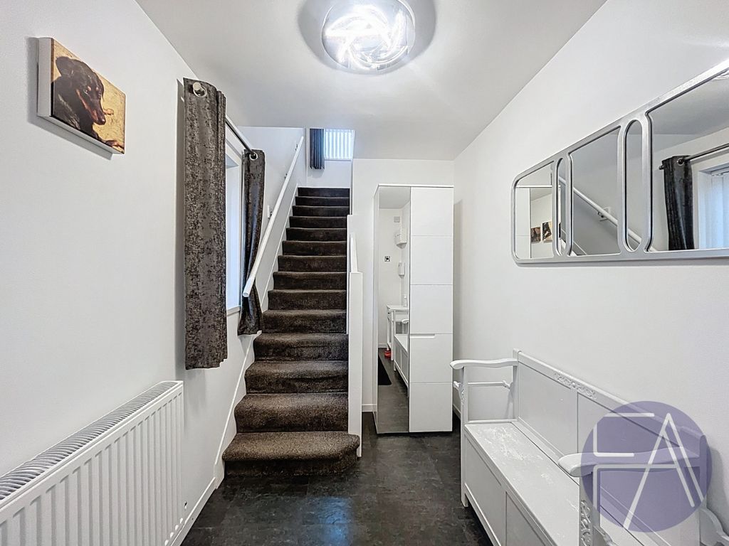 Property photo 2 of 16 4663142