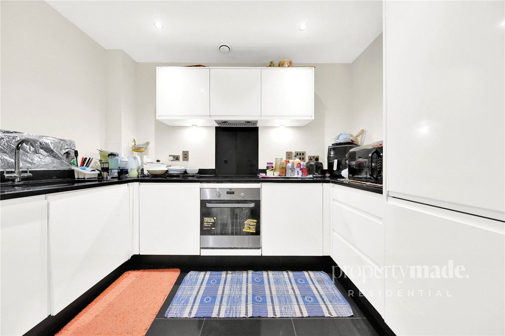 Property photo 2 of 20 Picture No. 30