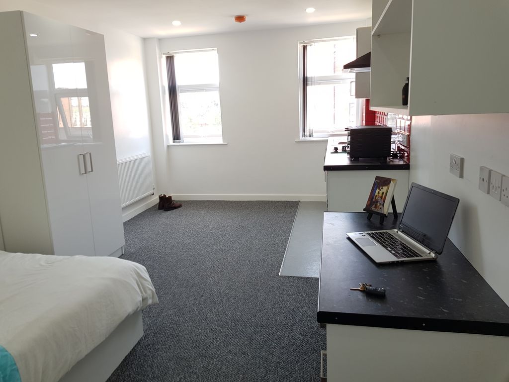Property photo 2 of 7