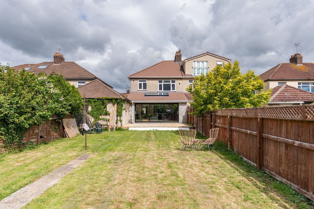 Property photo 3 of 22 3