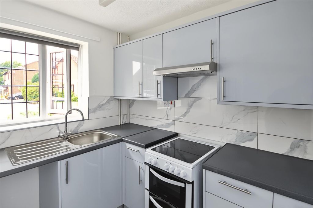 Property photo 2 of 17 19 Limoges (19).Jpeg