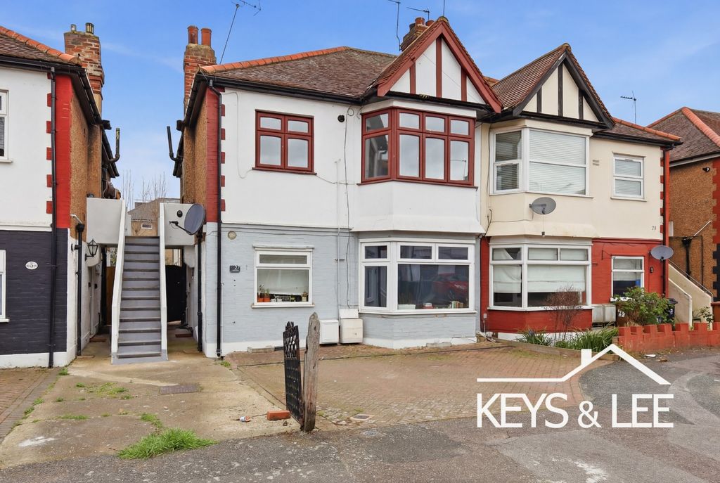 Property photo 1 of 10 5078781