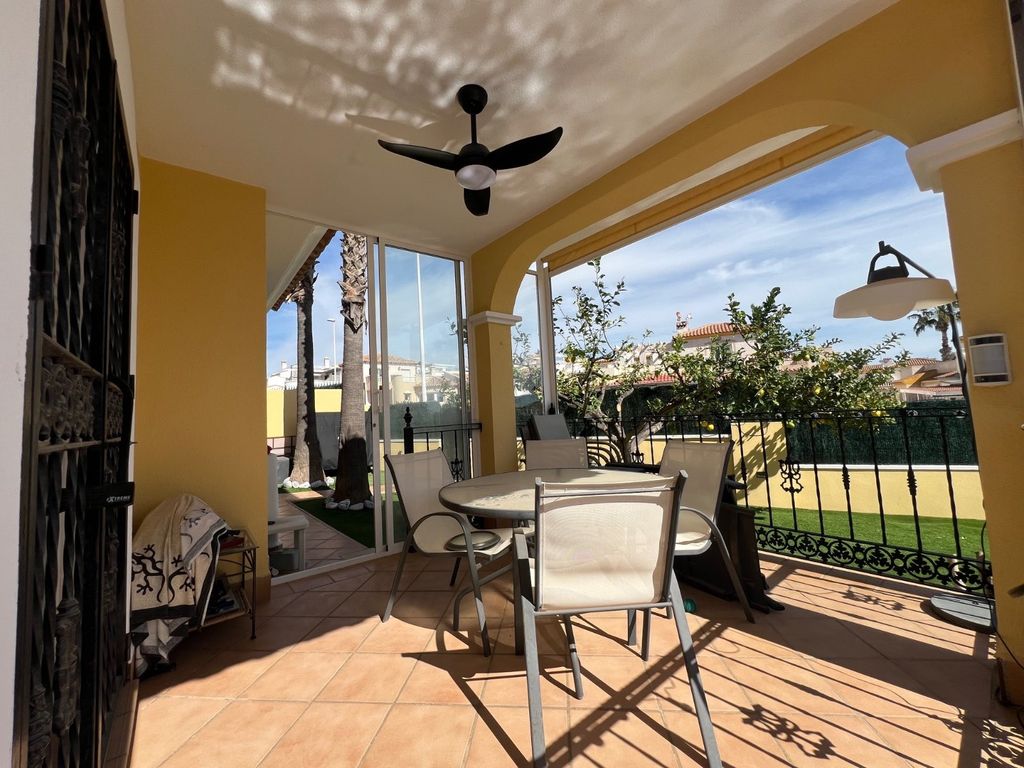 Property photo 3 of 40