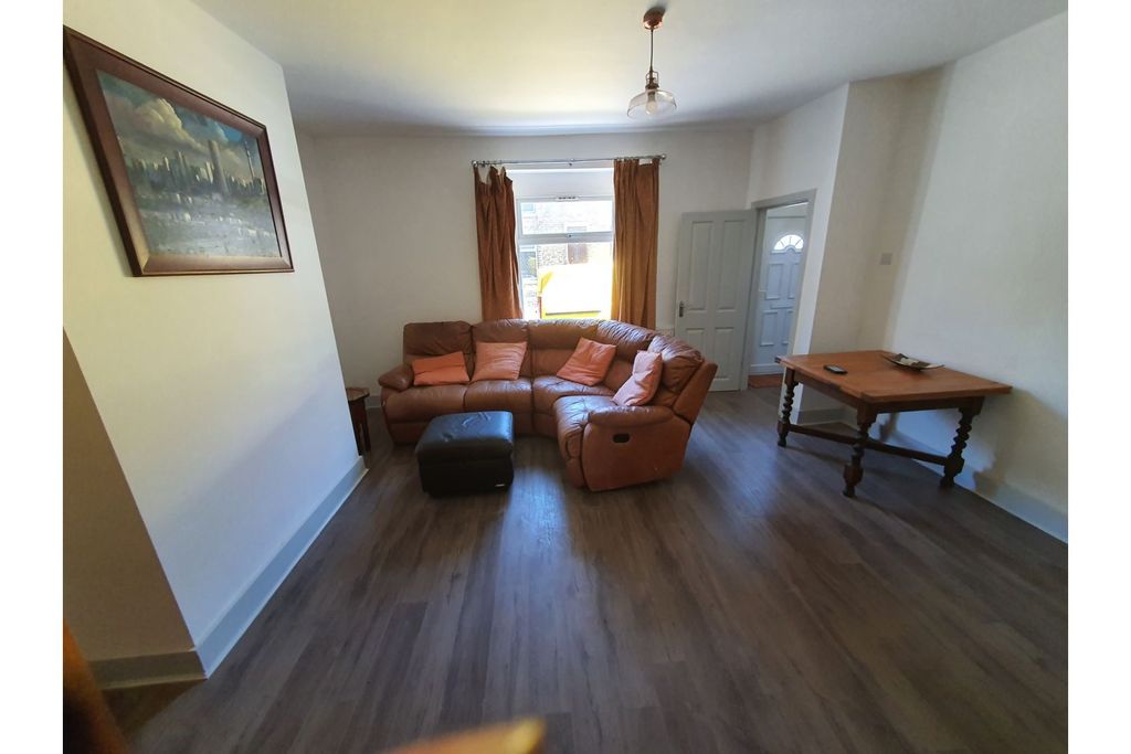 Property photo 3 of 14 Living Area