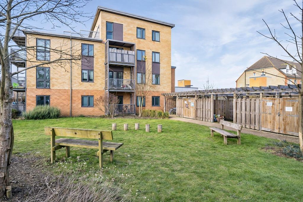 Property photo 1 of 8 d072E594-d7Ca-4094-8c67-1F2ee73Da3ba.Png