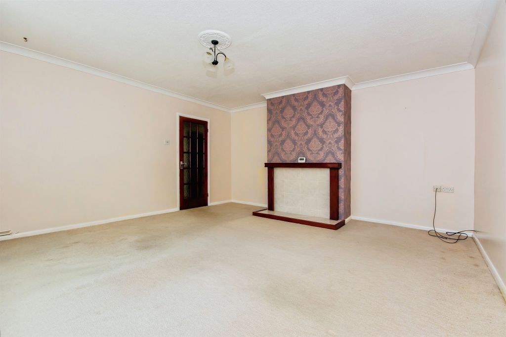 Property photo 3 of 26