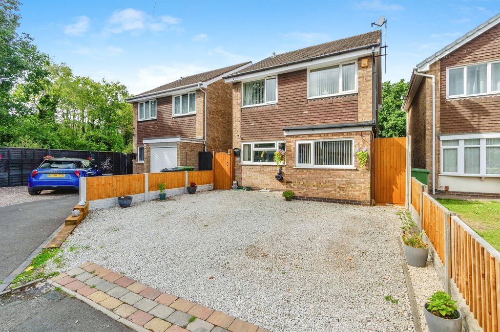 Property photo 2 of 19