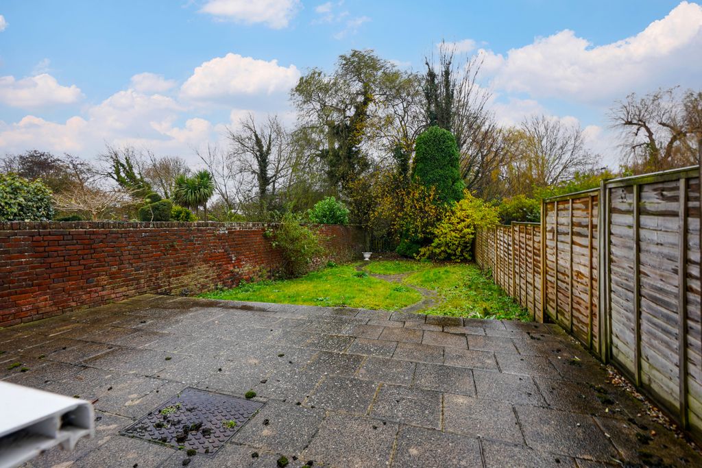 Property photo 3 of 3 Photo 9