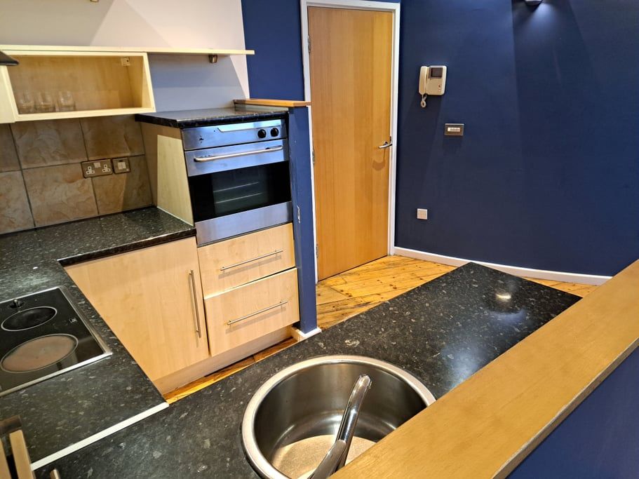 Property photo 3 of 8