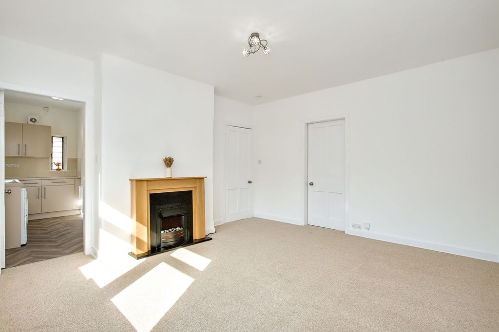 Property photo 3 of 10 Property Image 3