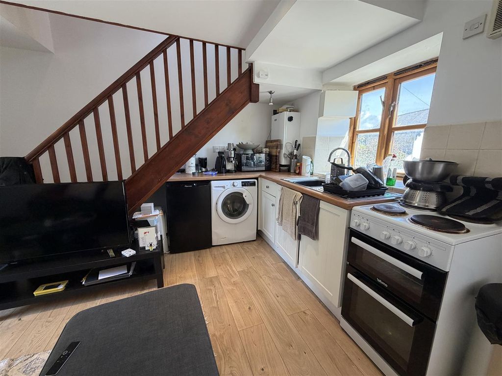 Property photo 3 of 14 Img_0518.Jpg
