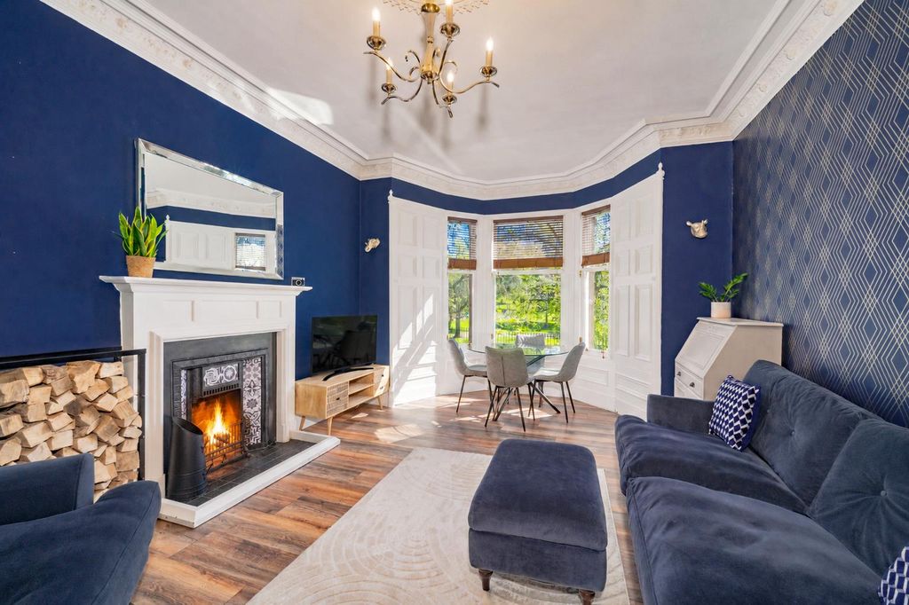 Property photo 2 of 20 1L 10 Baxter Park Terrace Dundee-3.Jpg