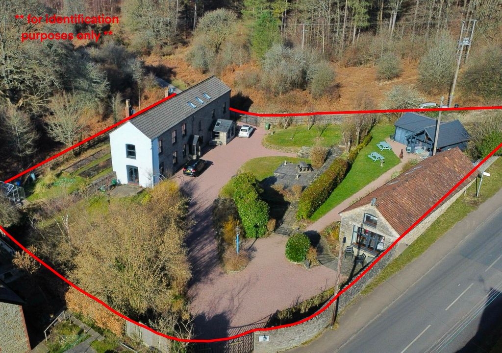 Property photo 1 of 52