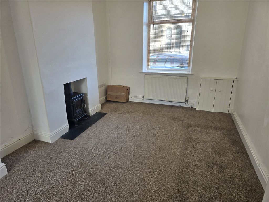 Property photo 3 of 16 Picture No. 07