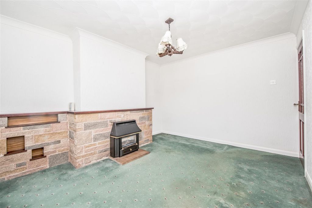 Property photo 3 of 30 Dining Room: