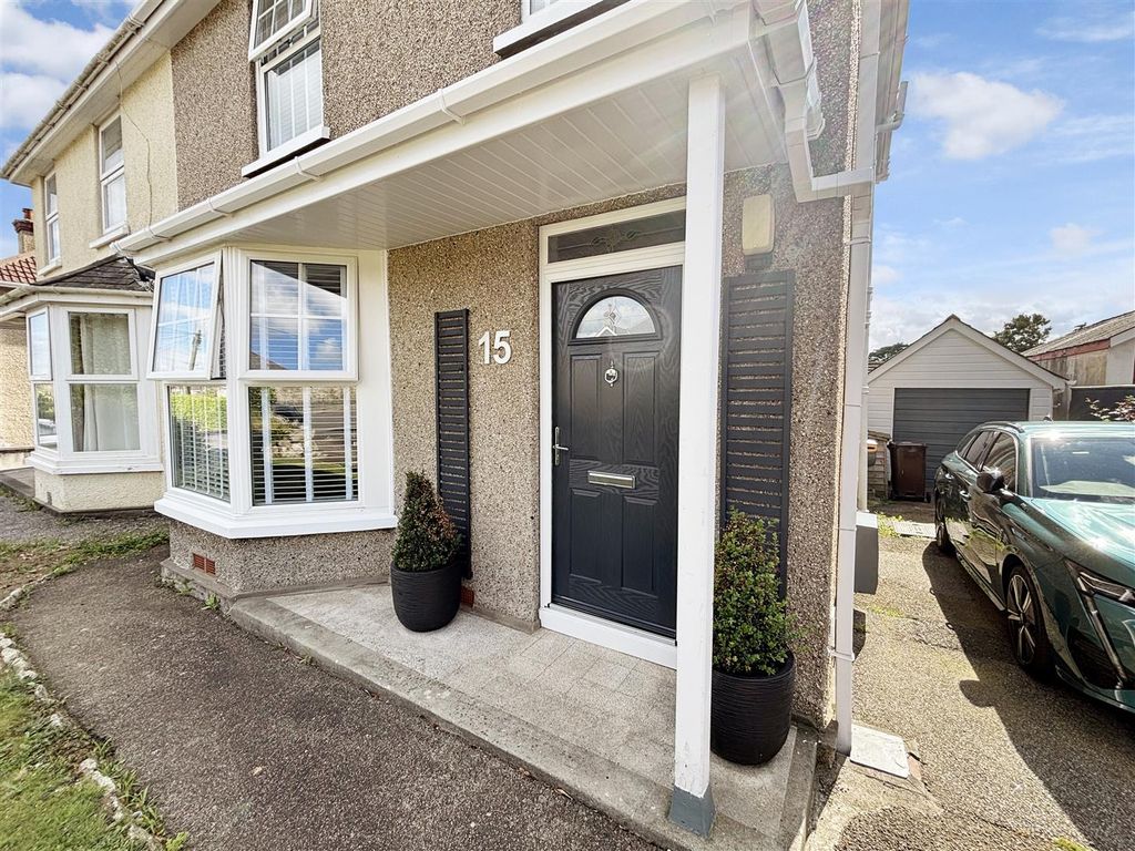 Property photo 3 of 16