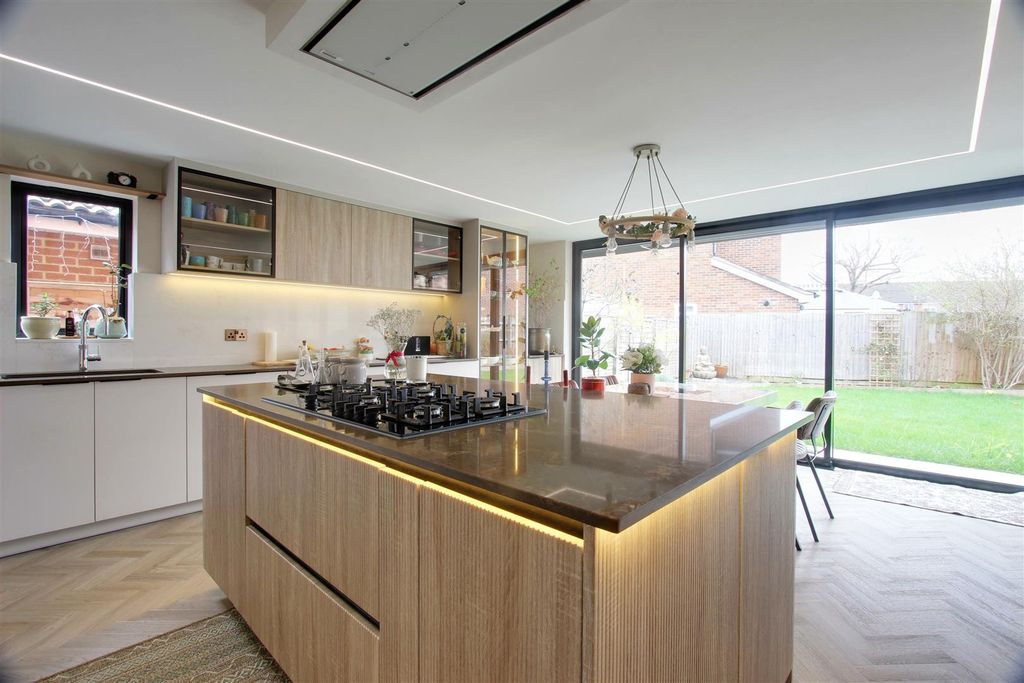 Property photo 3 of 20 Img_3194-Img_3196.Jpg