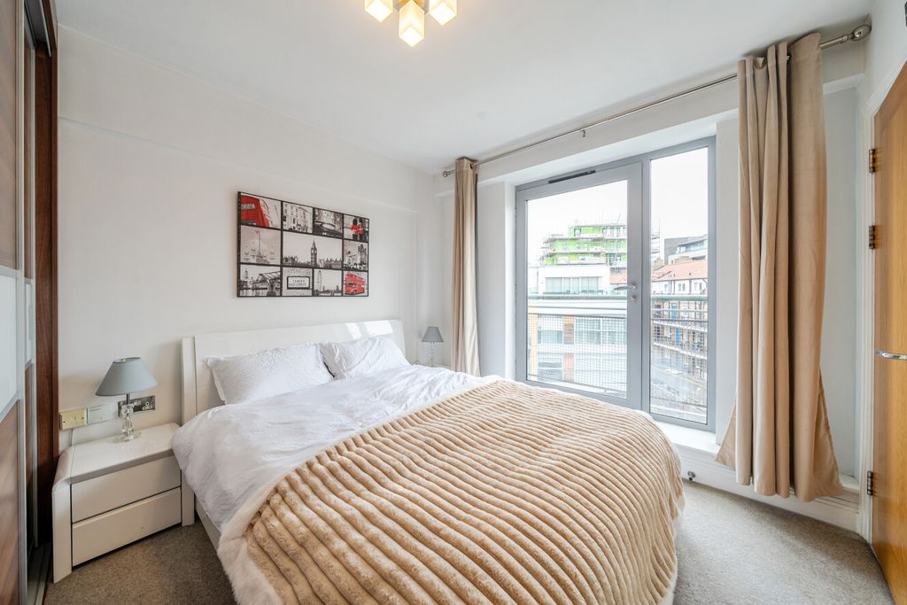 Property photo 2 of 20 1430622-23-69B3E1...