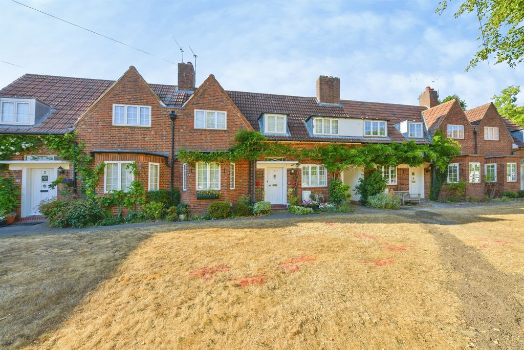 Property photo 1 of 27