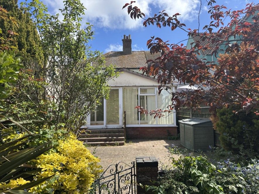 Property photo 2 of 24