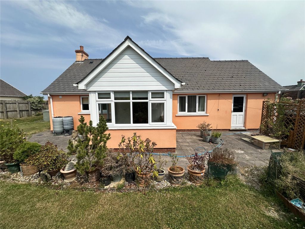 Property photo 2 of 17 Picture No. 22