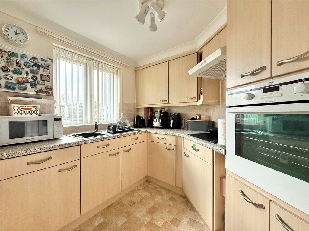 Property photo 3 of 9 Picture No. 01