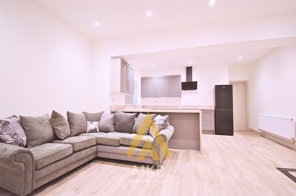 Property photo 2 of 15 3.Png