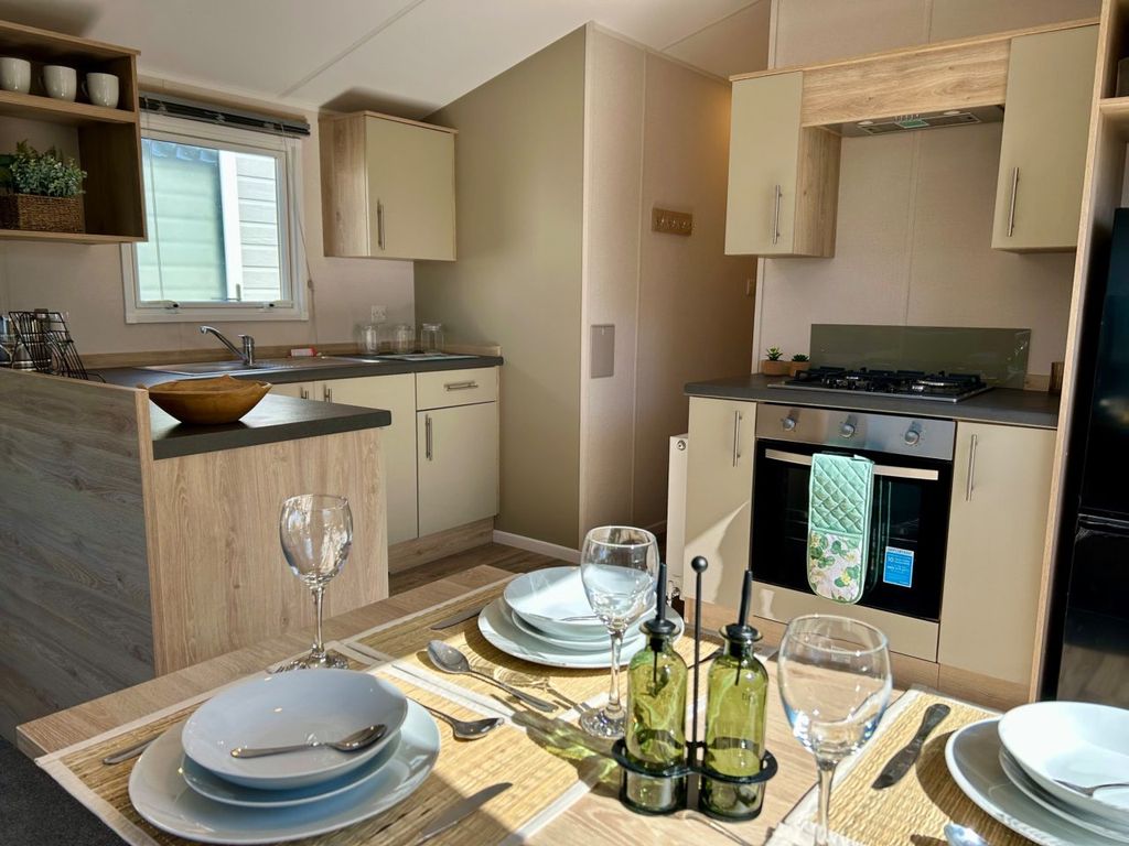 Property photo 1 of 7 - Atlas Hollington For Sale