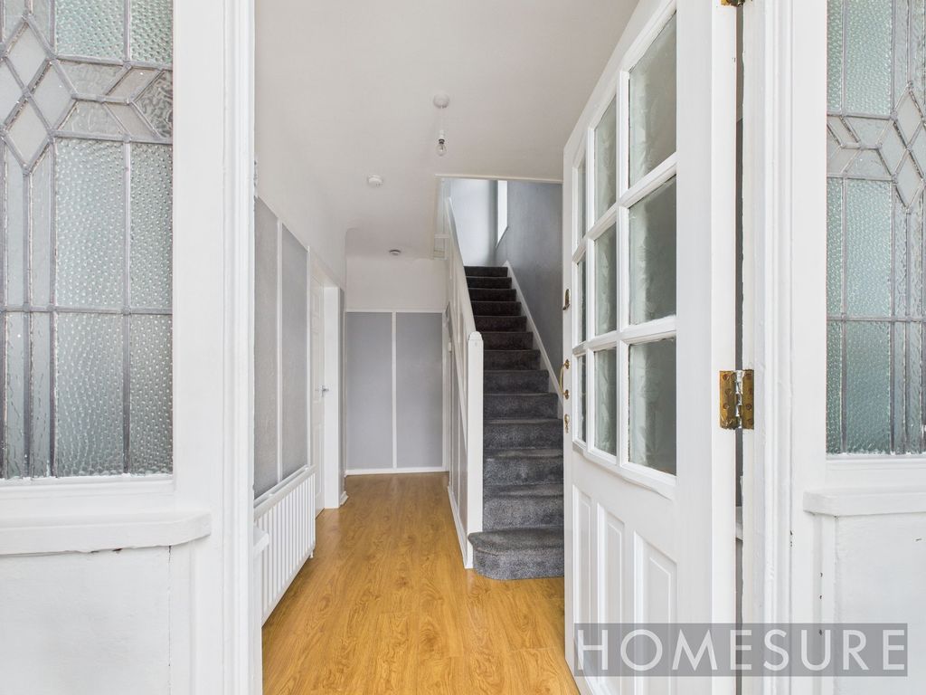 Property photo 2 of 28