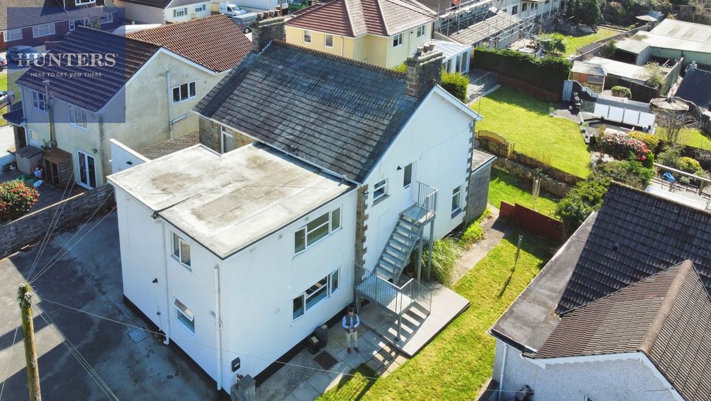 Property photo 2 of 27 Pbox-Img.Jpg