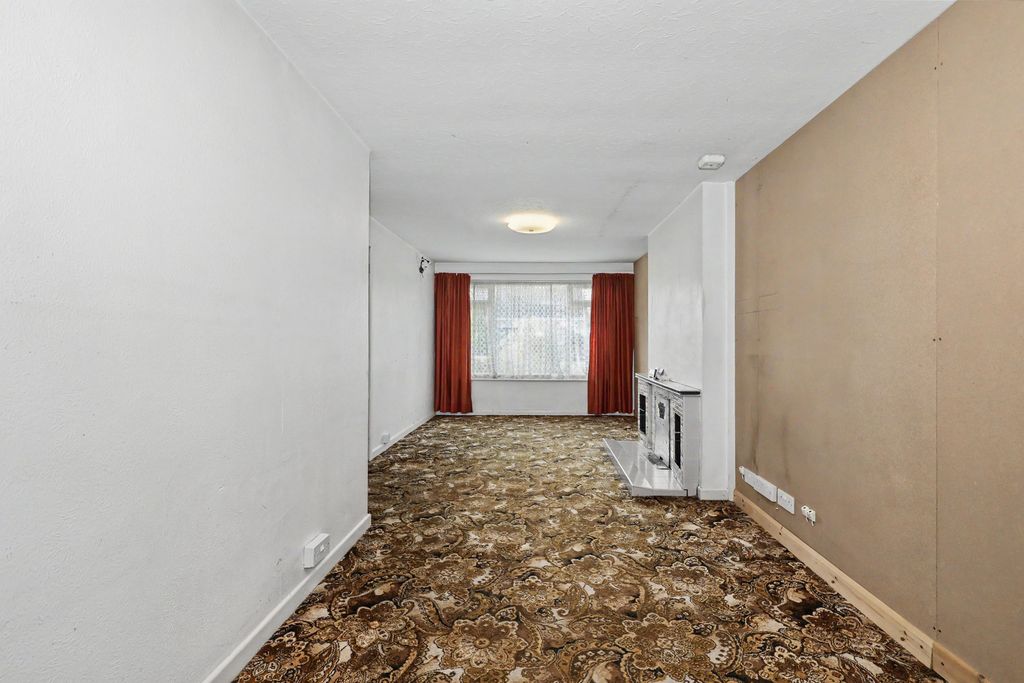 Property photo 3 of 13 20261002071005_30-Rusland-Crescent-Ulverston-008_Ird5P.Jpg