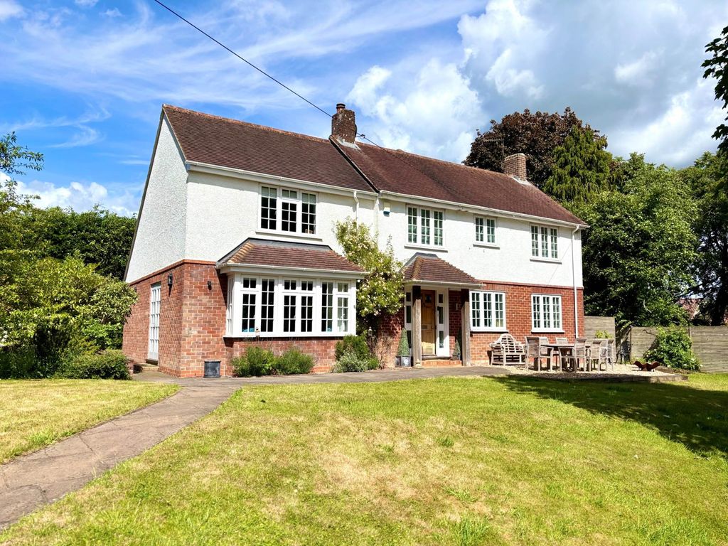 Property photo 1 of 17