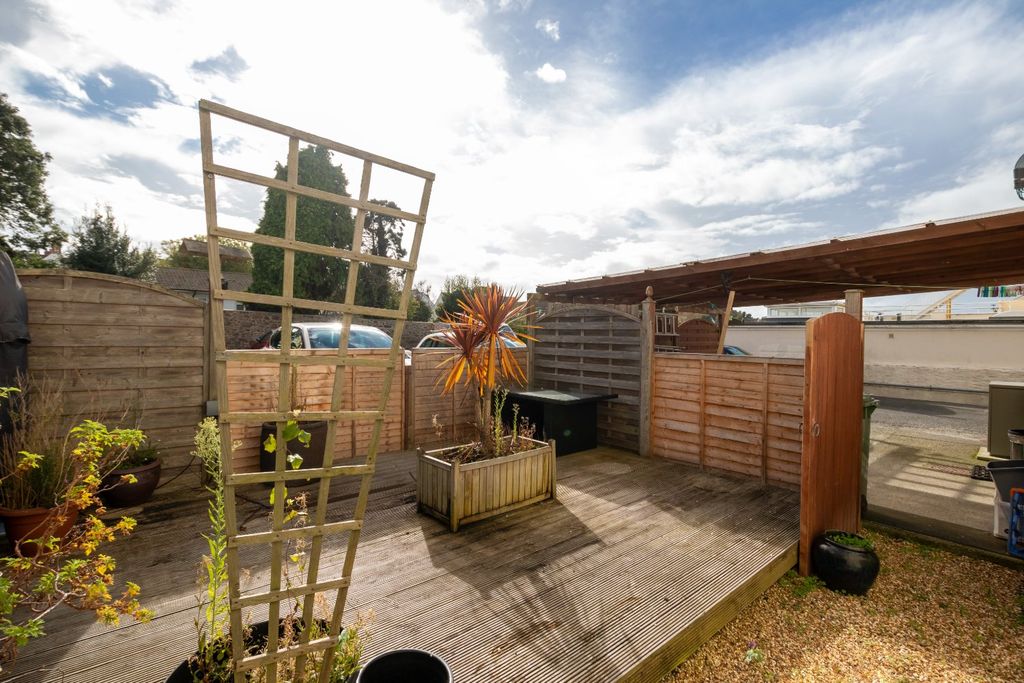 Additional image 27 of 4 bed semi-detached house for saleLes Gravees, St. Peter Port, Guernsey GY1