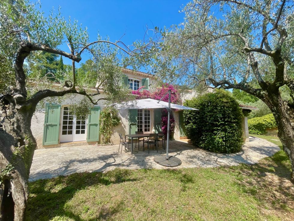 Property photo 3 of 22