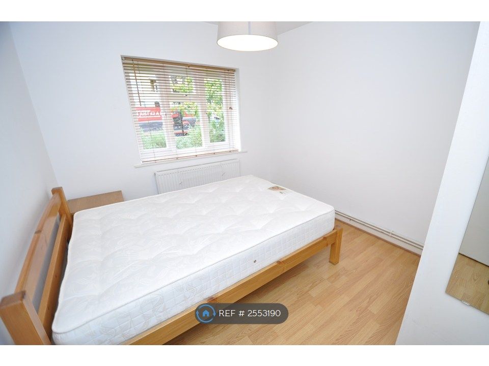 Property photo 3 of 5