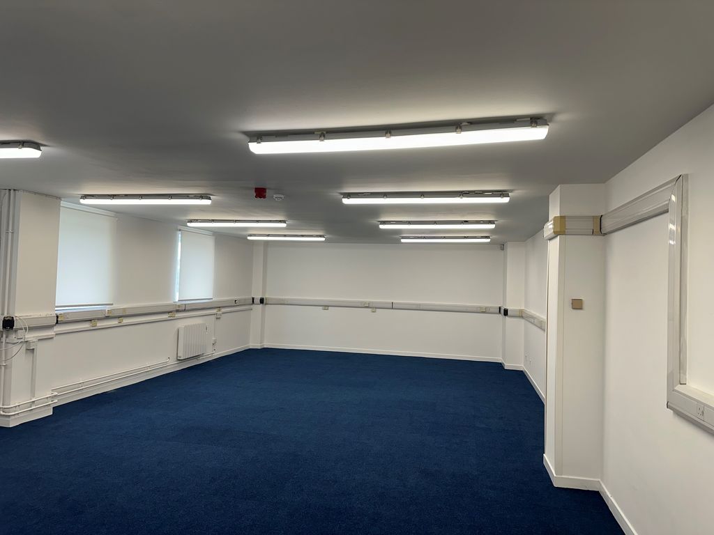 Property photo 2 of 3