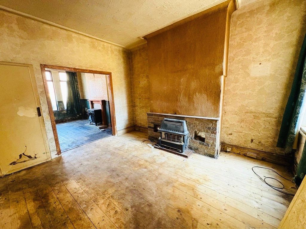 Property photo 3 of 11 Picture No. 10