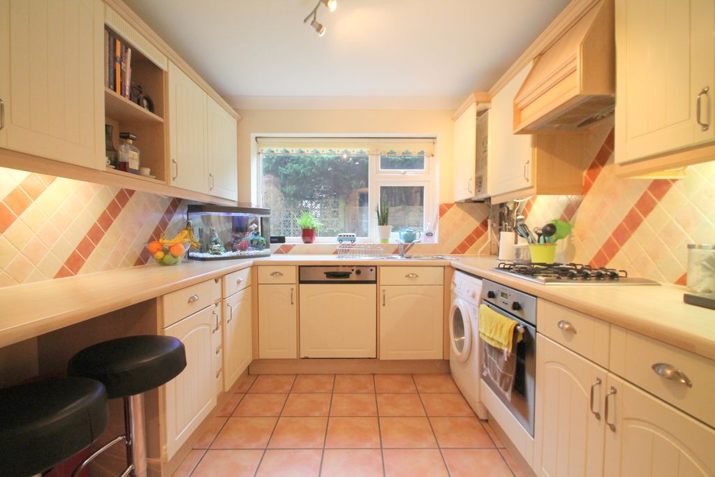 Property photo 2 of 5 Kitchen.Jpg