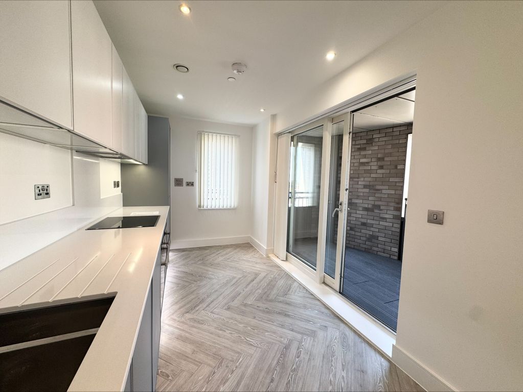 Property photo 1 of 11 Image