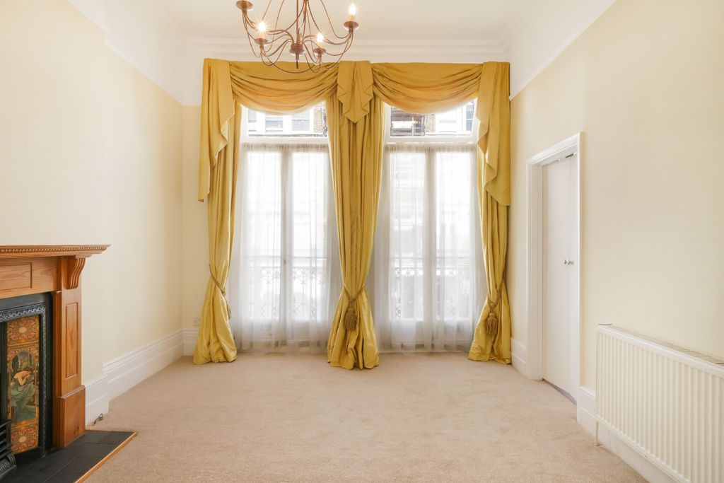 Property photo 1 of 18 3631711