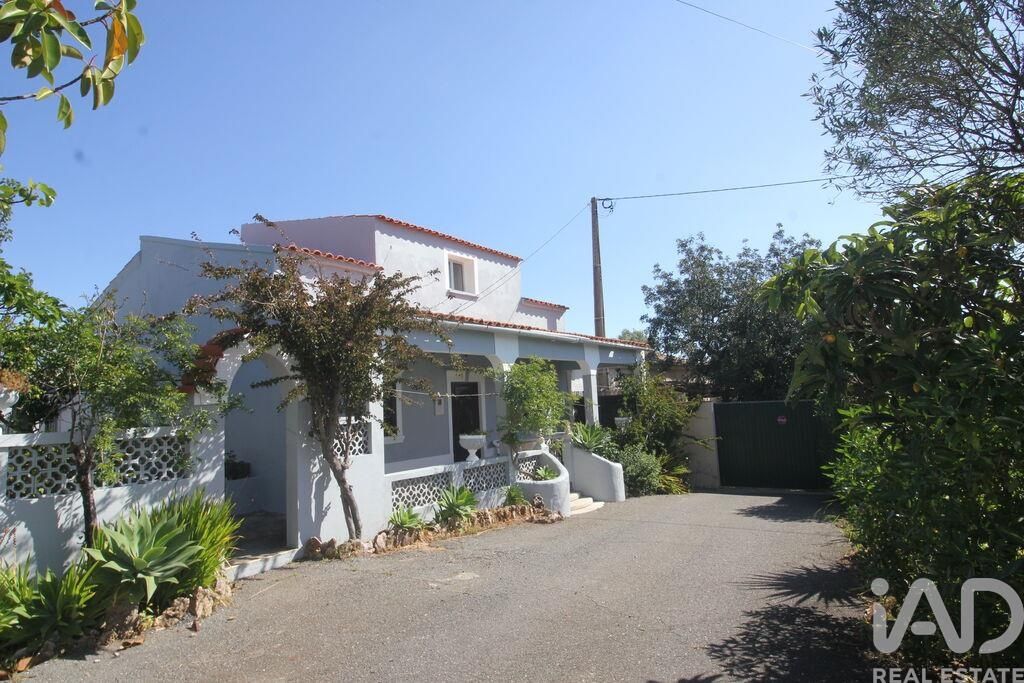 Property photo 2 of 26