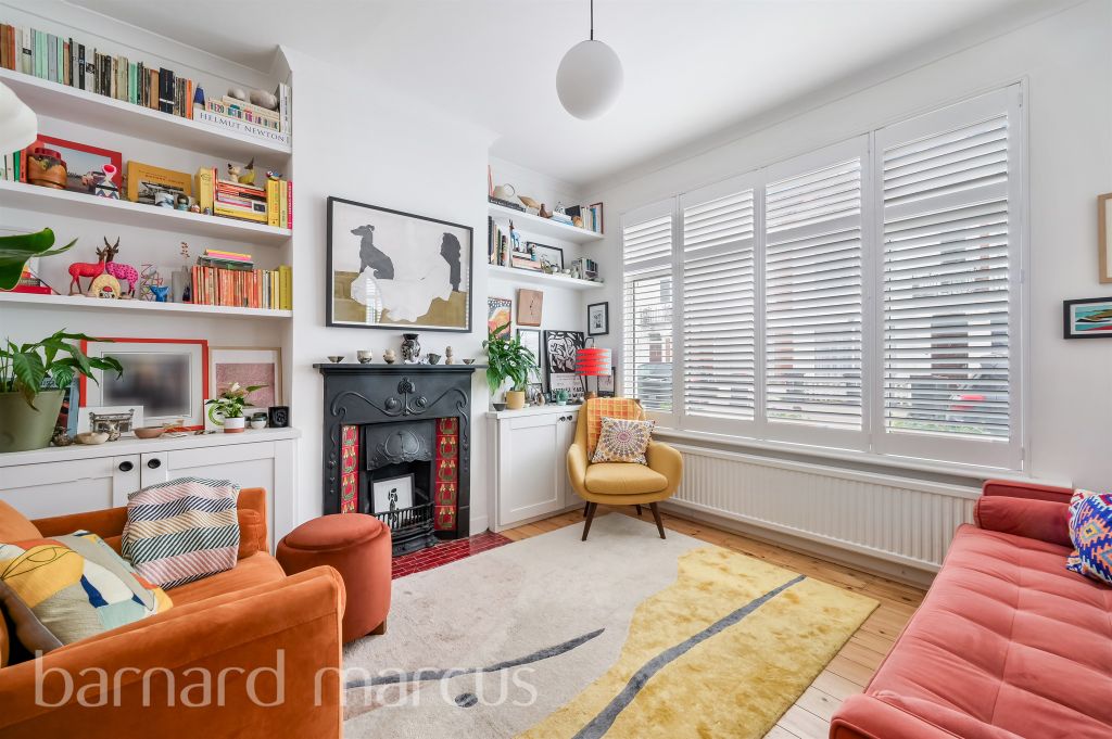 Property photo 2 of 12