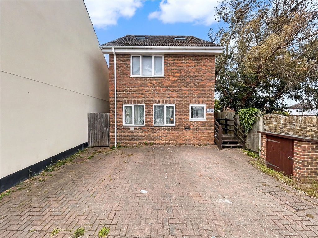 Property photo 1 of 14 Picture No. 09