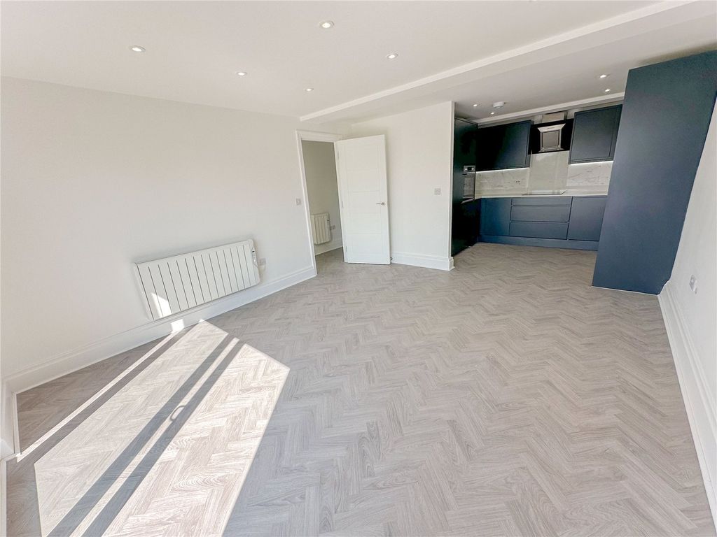 Property photo 2 of 11 Picture No. 09