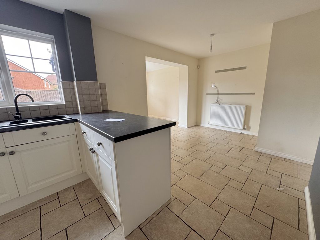 Property photo 3 of 21 Img_1086