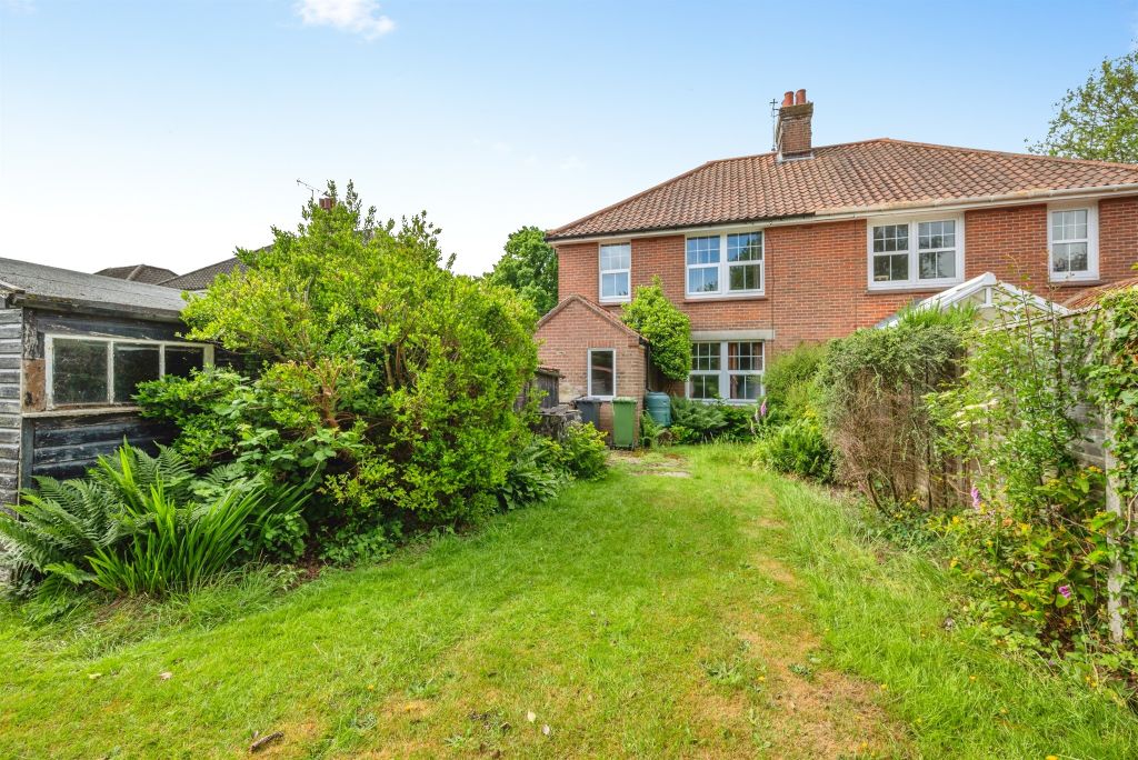 Property photo 3 of 18